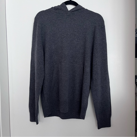 BNWT Banana Republic 100% Cashmere Sweater - Men’s Medium - Picture 1 of 3